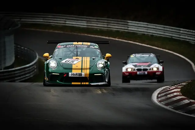 Comment choisir le volant parfait pour optimiser votre vitesse