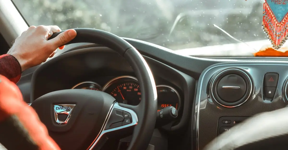 5 Techniques pour Optimiser le Réglage de Votre Volant