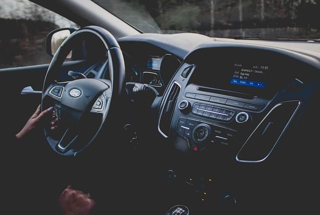 Comment choisir un volant pour améliorer votre vitesse